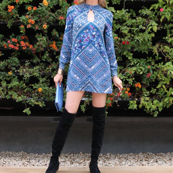 Gorgeous Blue Toned Teardrop Cut-Out Tunic Dress XS-XXS - Picture 5 of 16
